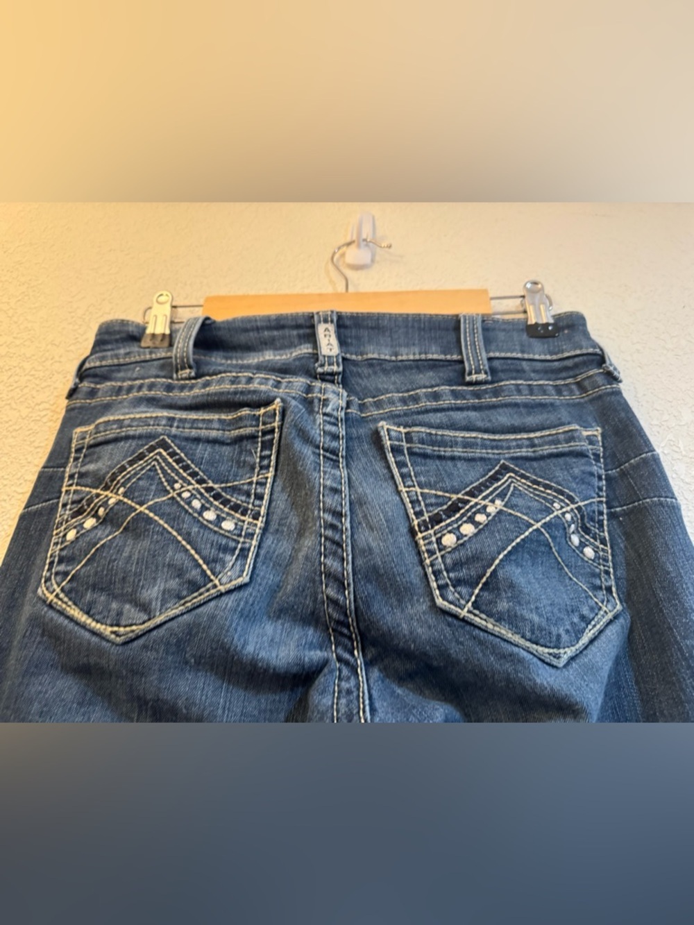 Ariat real denim bootcut jeans 29S embellished